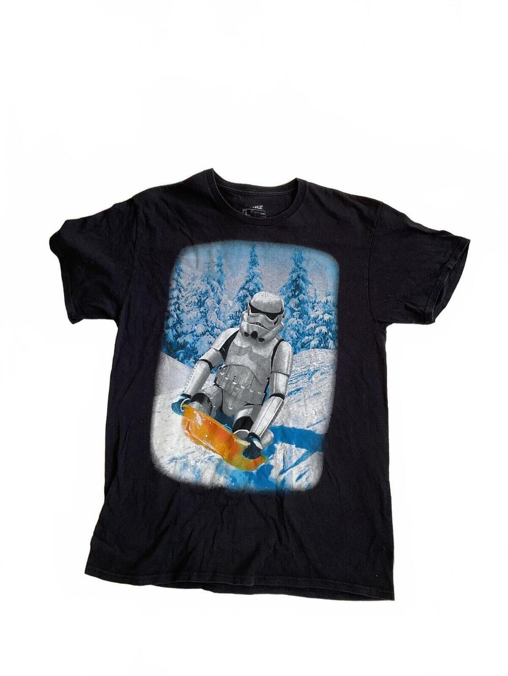 Star Wars Stormtrooper Sledding Graphic T-Shirt - Size Large